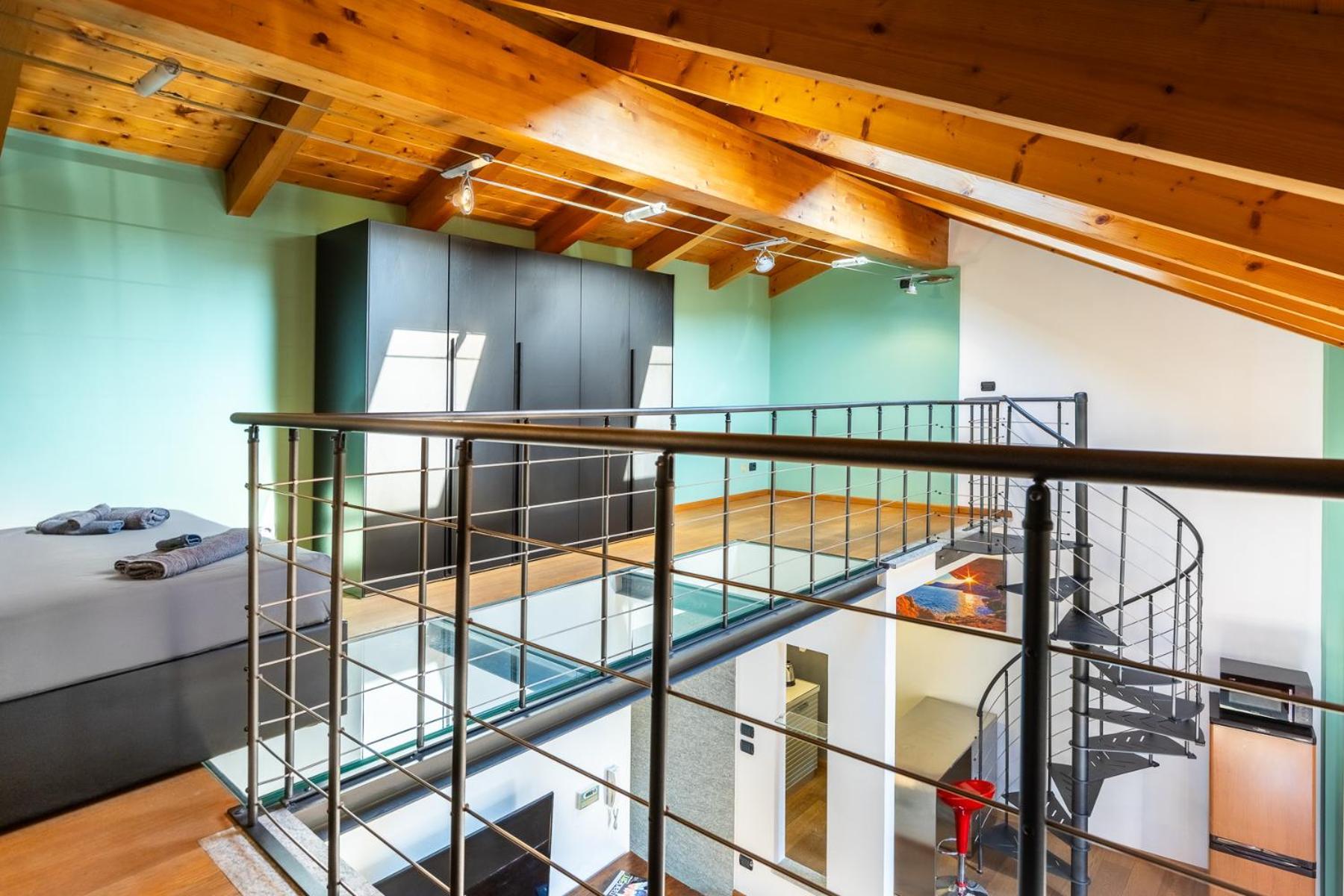 Strepitoso Loft Con Vista Duomo Leilighet Alba  Eksteriør bilde